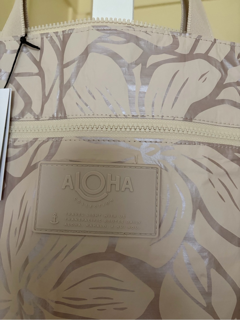 ALOHA Collection Backyard Go-To Tote bag - Picture 4 of 7